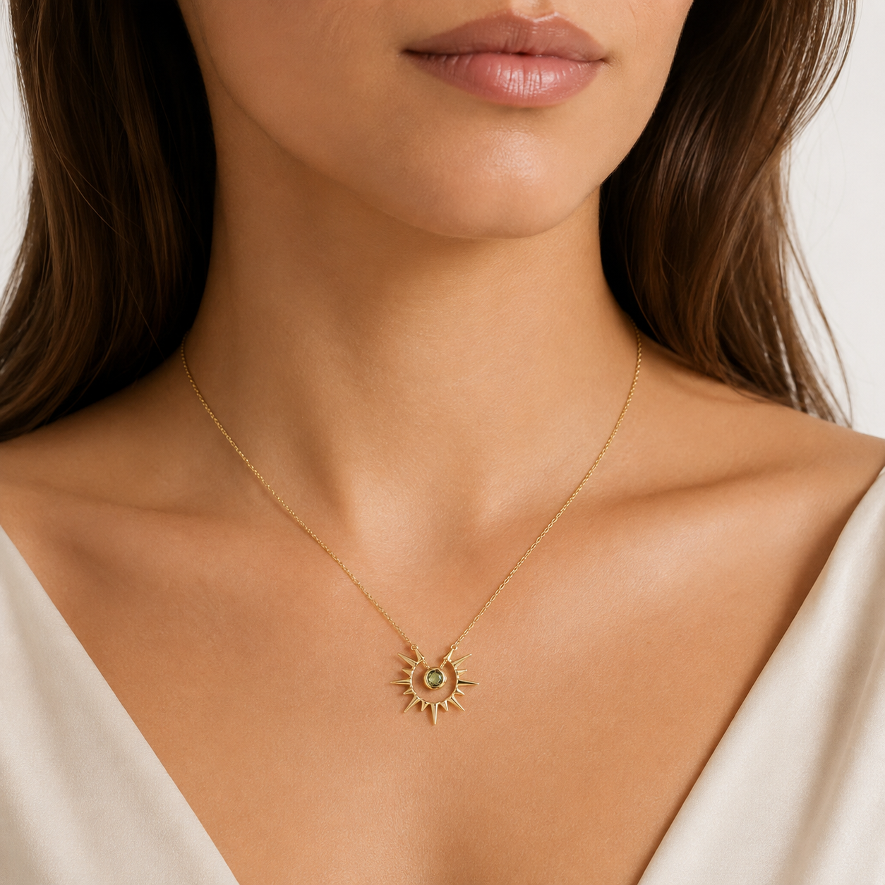 GIORO Helius: The sunbeam necklace in brilliance and elegance