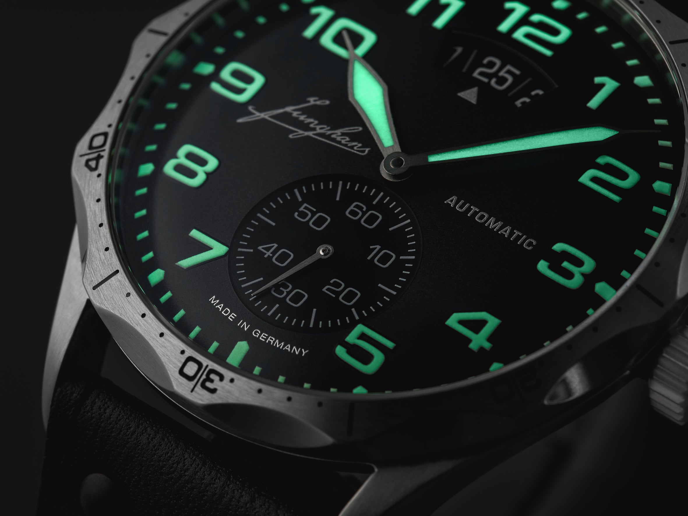 Junghans Pilot 27/4490.00 Automatic 