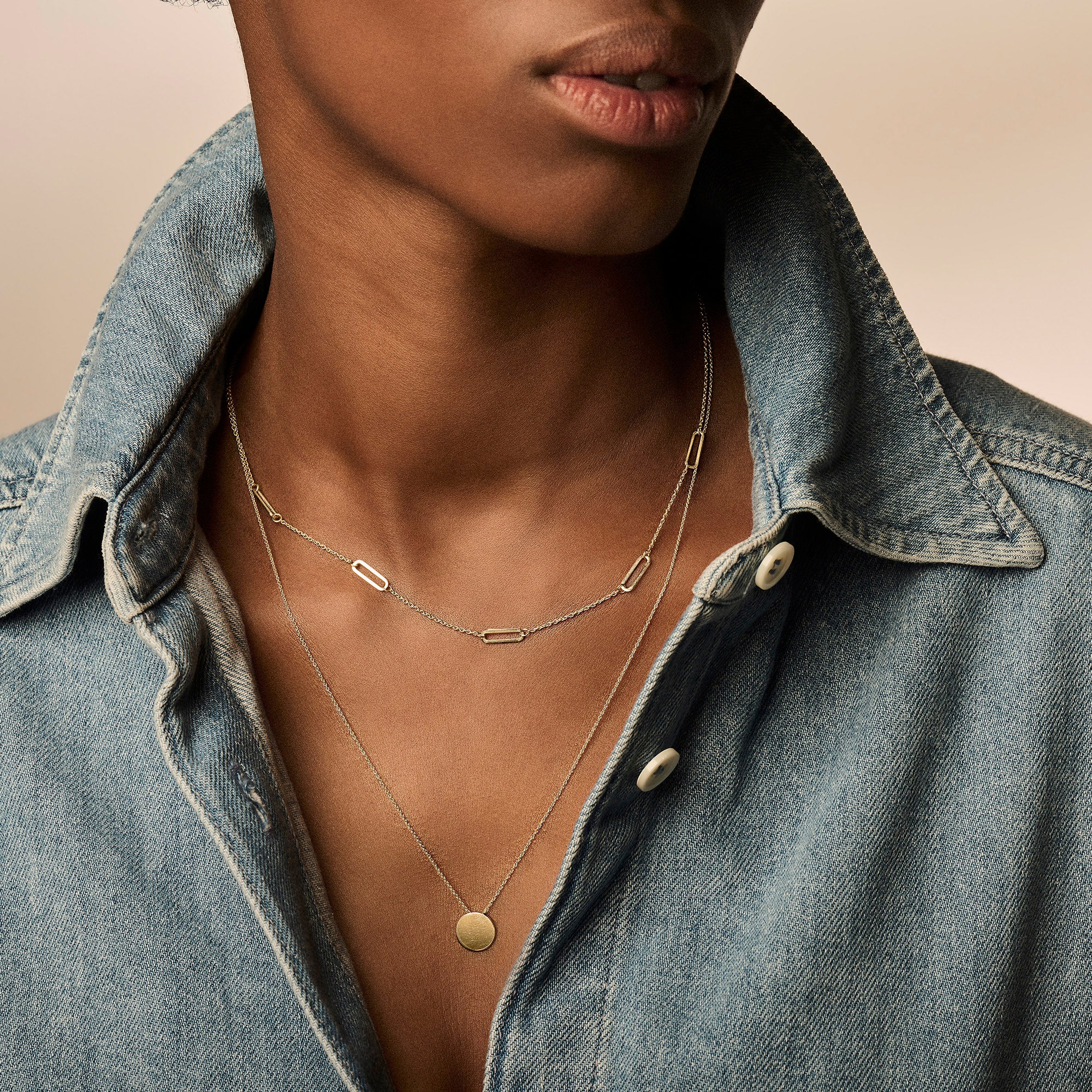 Collier Noa – Feine Linien in 585er Gelbgold