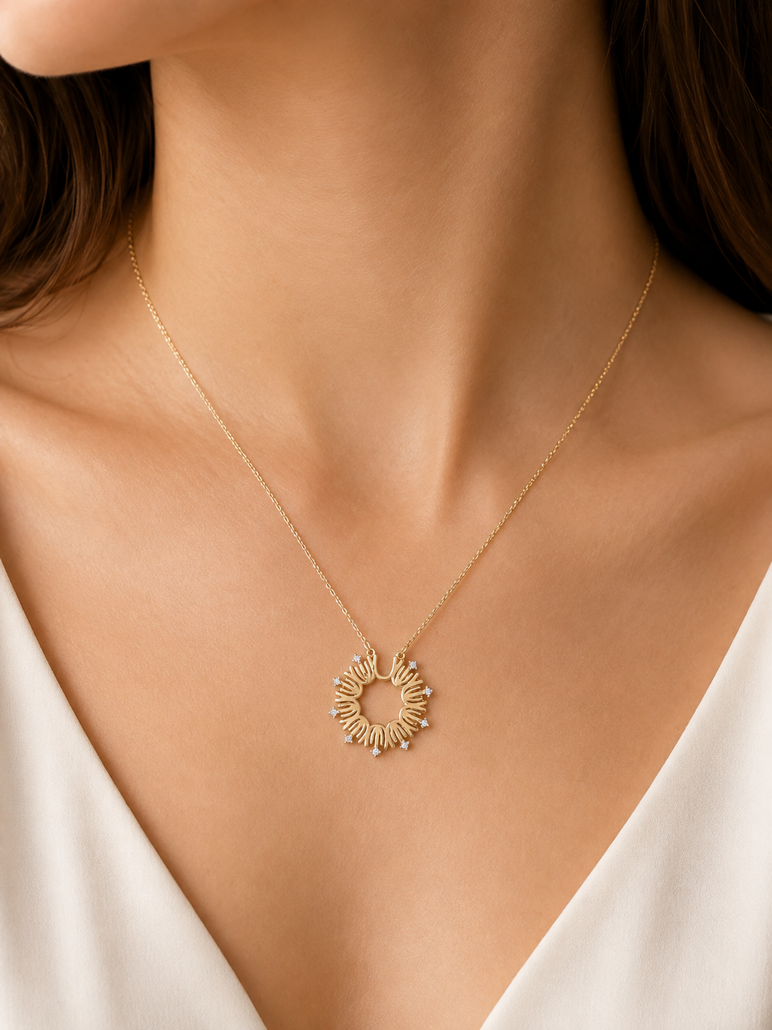 GIORO's "Sunshine" - The gold chain that radiates warmth and elegance